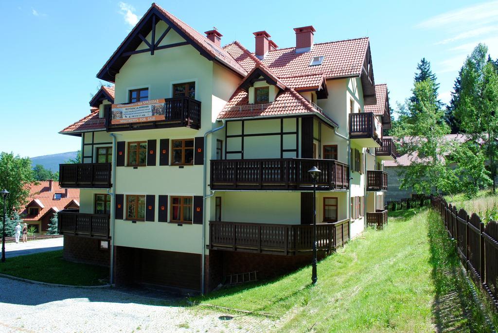 Apartamenty Sun Seasons 24 - Rezydencja Parkowa Szklarska Poręba Esterno foto